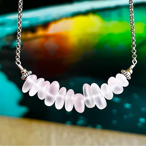 Silverskylight Jewelry - Frosted pink crystal quartz gemstones chips bar choker necklace boho stones